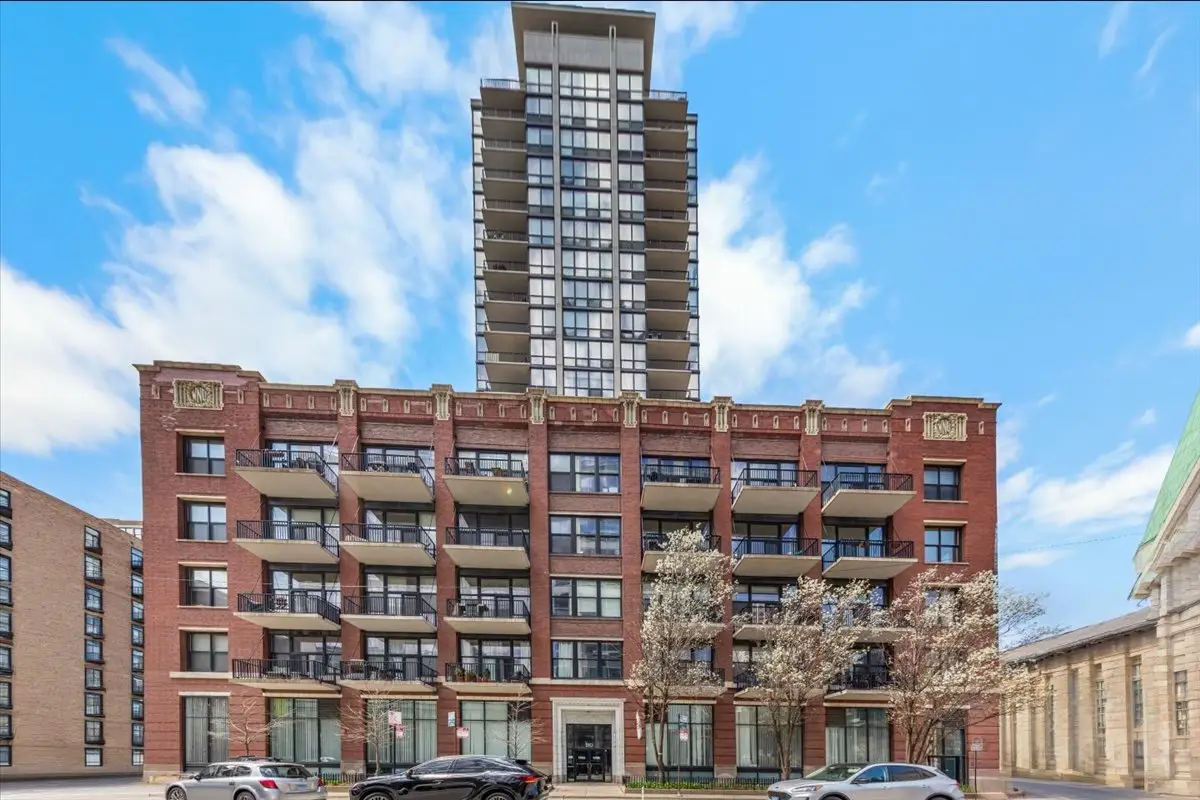 210 S Des Plaines Avenue #1603, Chicago, IL 60661 - #1