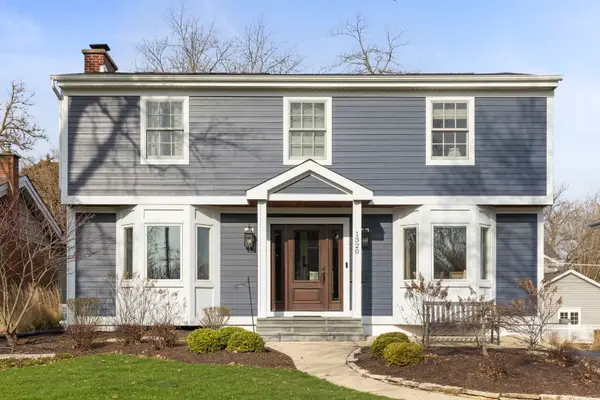 1320 Santa Rosa Avenue, Wheaton, IL 60187