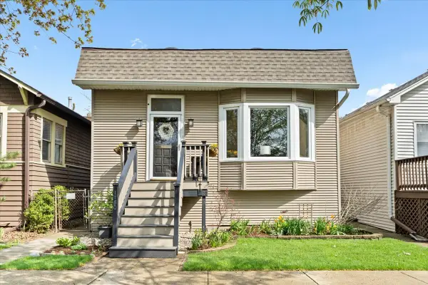 1750 W Olive Avenue, Chicago, IL 60660