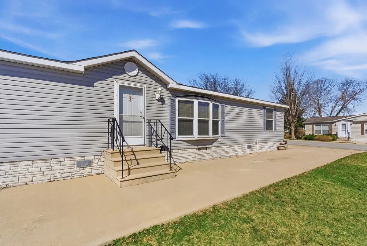 2295 Iris Avenue, Belvidere, IL 61008 - #1