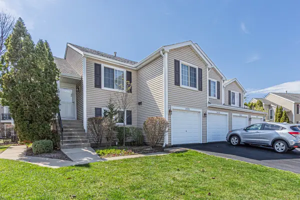 2031 Windmere Circle, Schaumburg, IL 60194