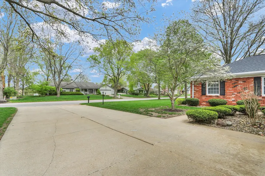 4009 Farhills Drive, Champaign, IL 61822 - #3