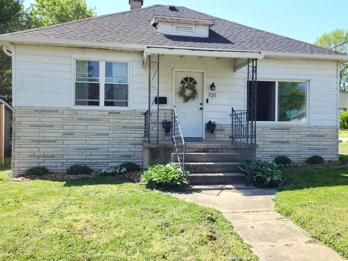 701 S 20th Street, Murphysboro, IL 62966 - #1