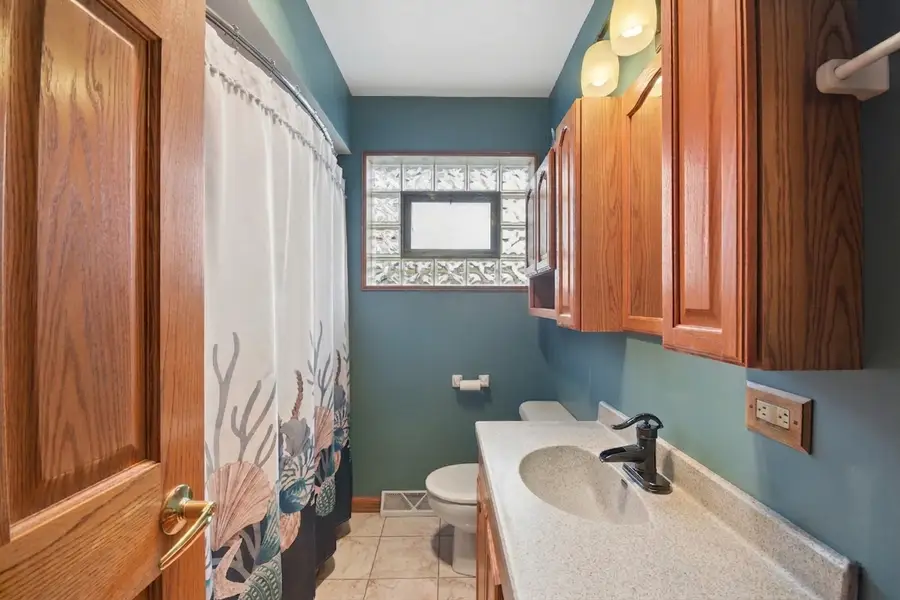 7944 Austin Avenue, Burbank, IL 60459 - #3