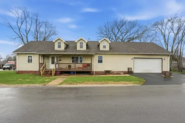 421 Nobes Avenue, Lockport, IL 60441