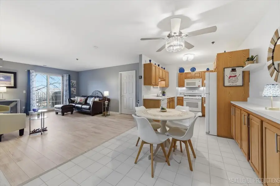 163 Hunt Club Drive, Saint Charles, IL 60174 - #2