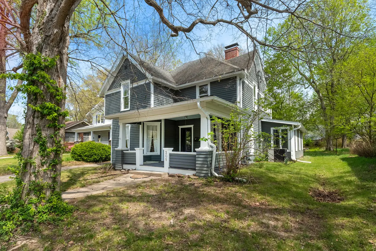 201 S Maple Street, Carbondale, IL 62901 - #1