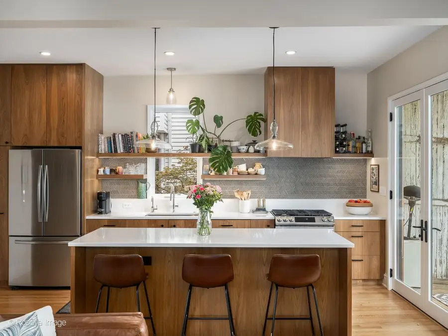 2517 N Bernard Street, Chicago, IL 60647 - #3