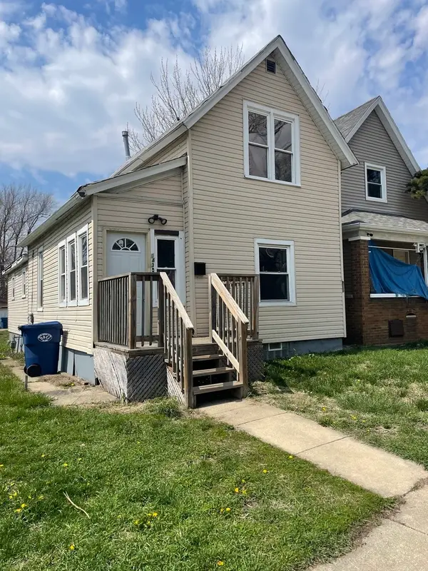 143 N Entrance Avenue, Kankakee, IL 60901