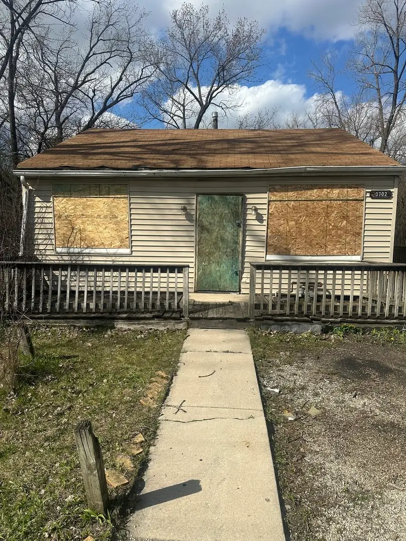 3702 Lincoln Lane E, Robbins, IL 60472 - #1