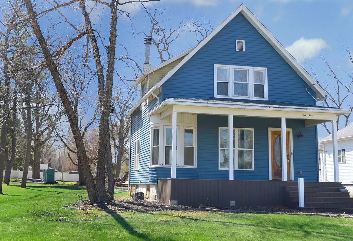 905 E Center Street, Ottawa, IL 61350 - #1