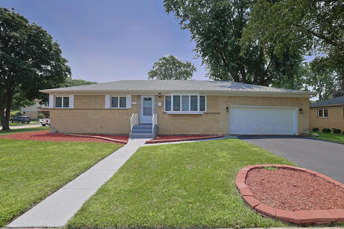 1703 Bonita Avenue, Mount Prospect, IL 60056 - #1