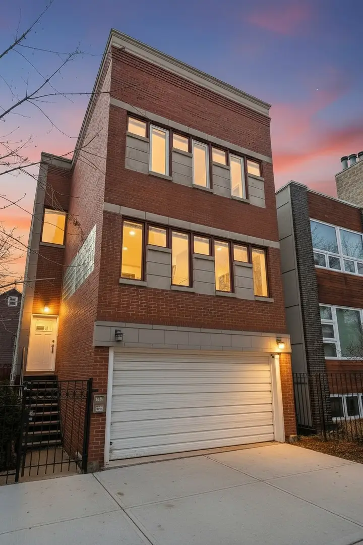 1527 W Pearson Street, Chicago, IL 60642 - #1