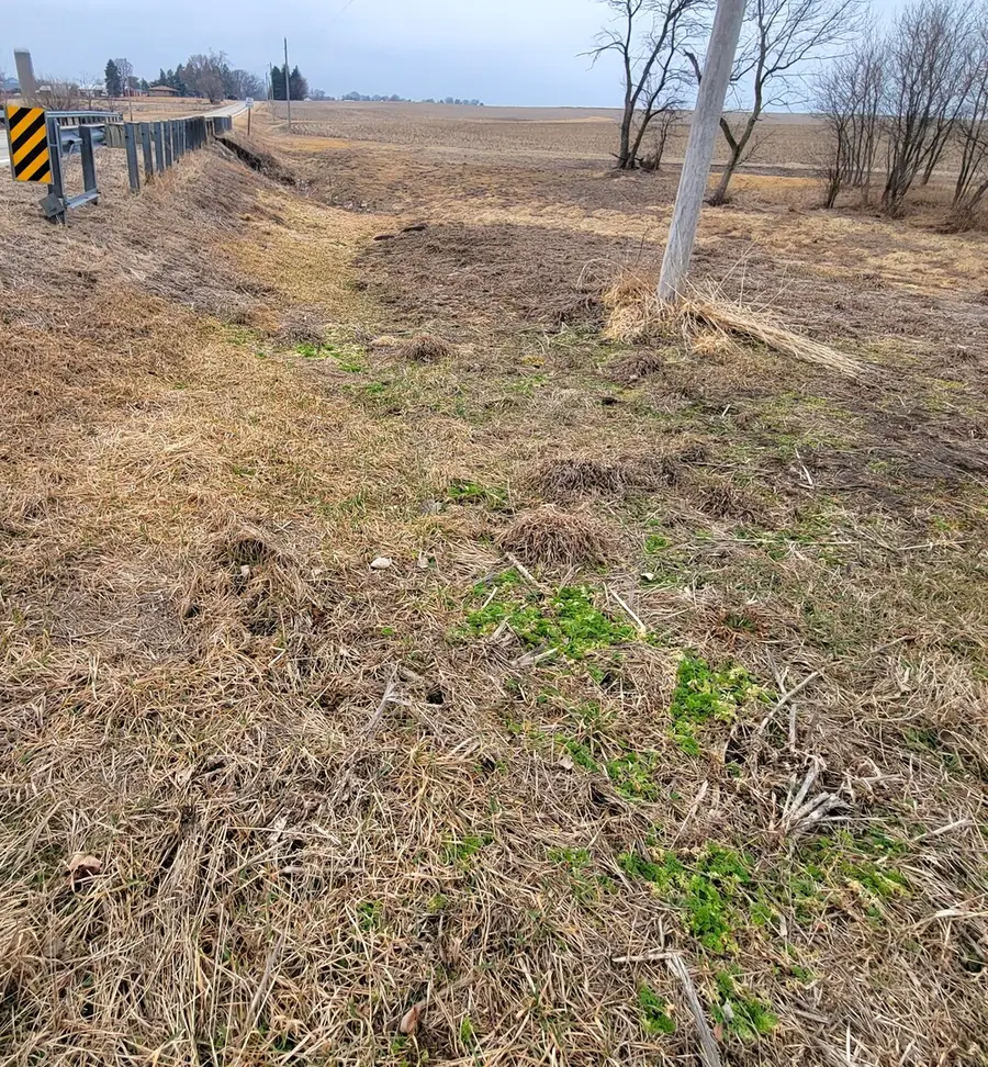 000 2401st Road N, Ottawa, IL 61350 - #3