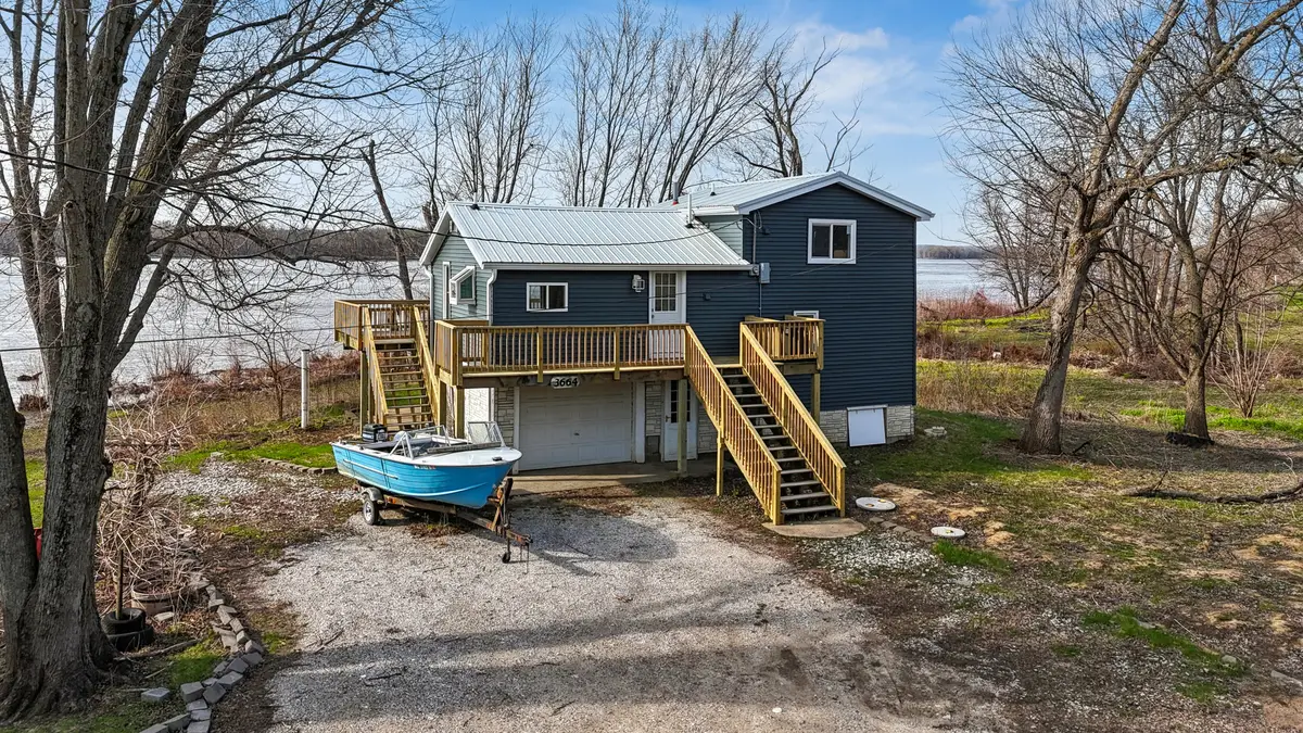 3664 Dismore Road, Muscatine, IA 52761 - #1