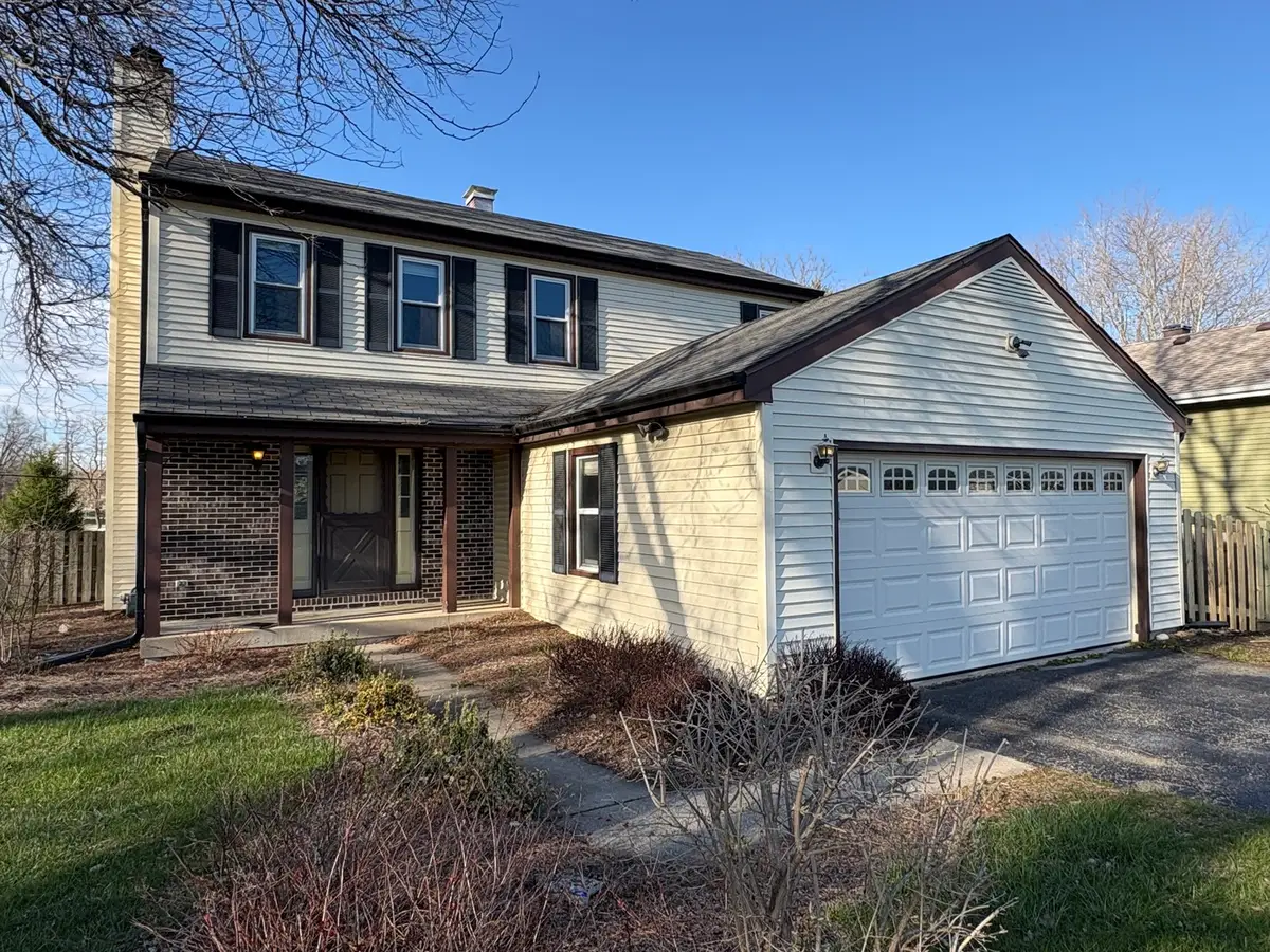 5524 W Shore Drive, McHenry, IL 60050 - #1