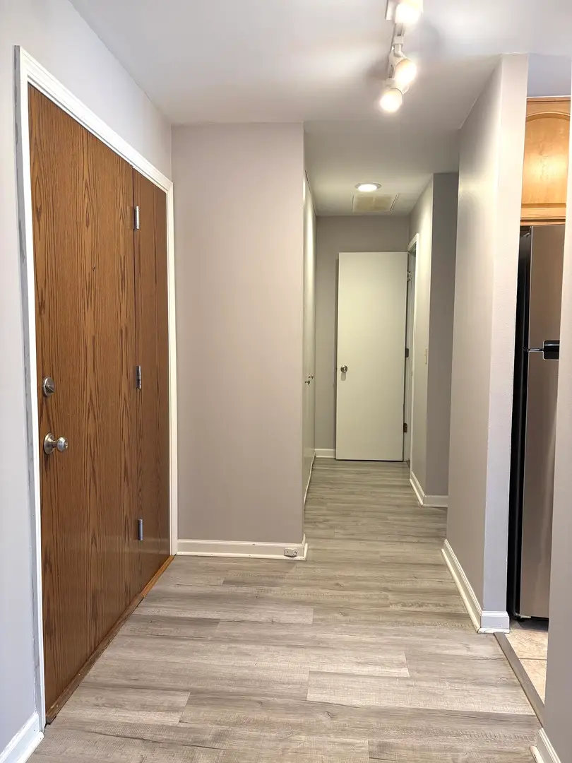 6010 Oakwood Drive #1H, Lisle, IL 60532 - #3