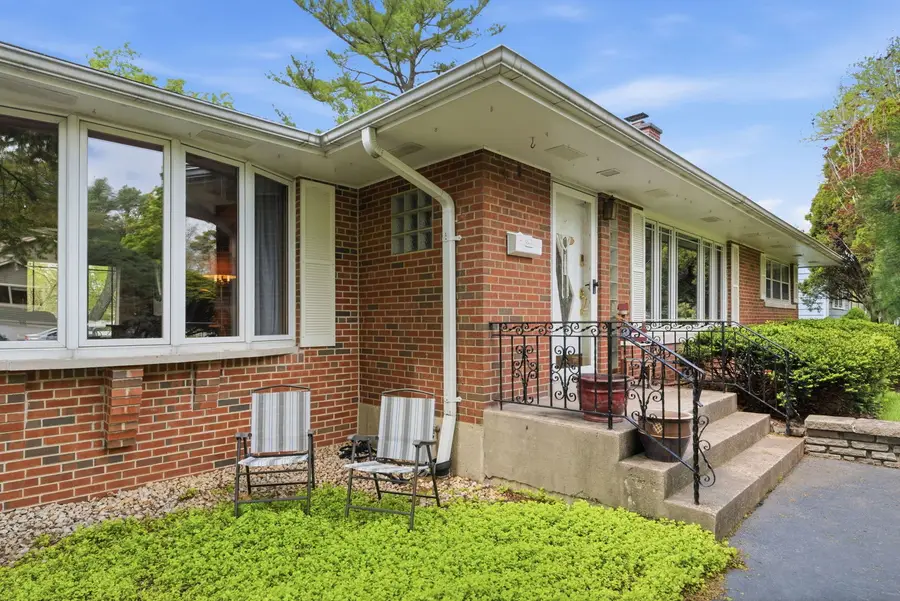 3934 Elm Street, Downers Grove, IL 60515 - #3