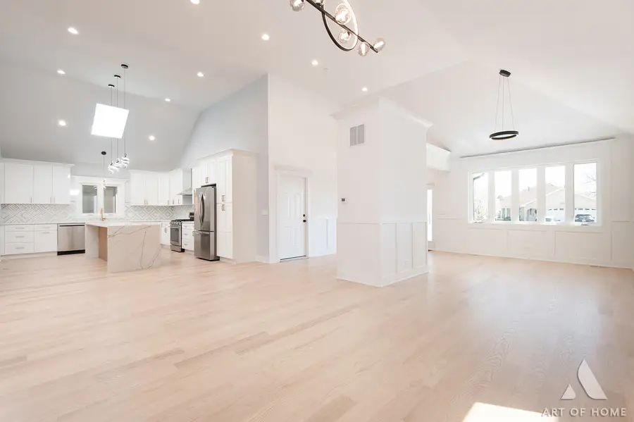 8416 Mansfield Avenue, Burbank, IL 60459 - #3