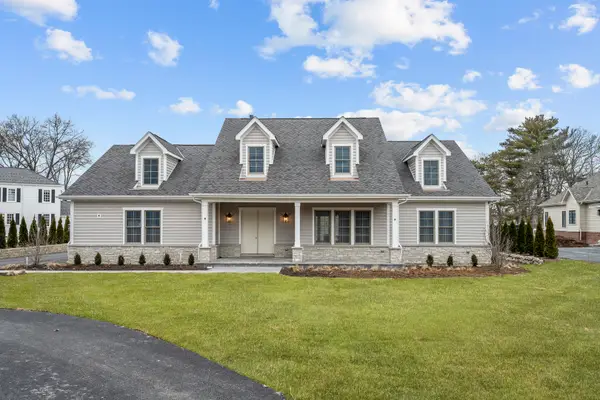 230 Majestic Oak Court, Lake Forest, IL 60045