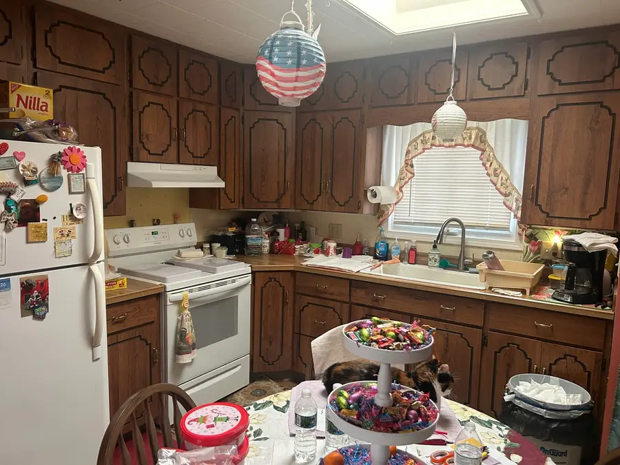 Address Withheld By Seller, Peru, IL 61354 - #3