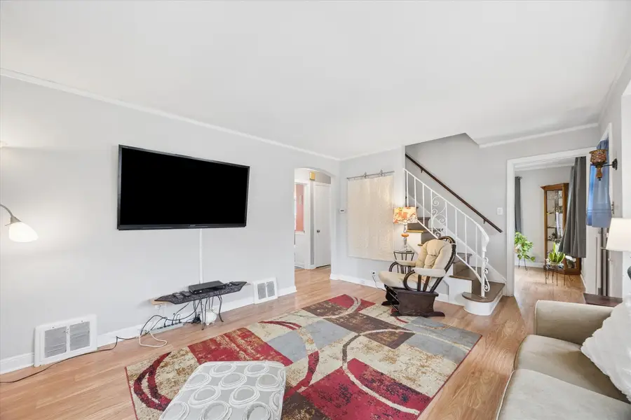 1511 Kemman Avenue, La Grange Park, IL 60526 - #3