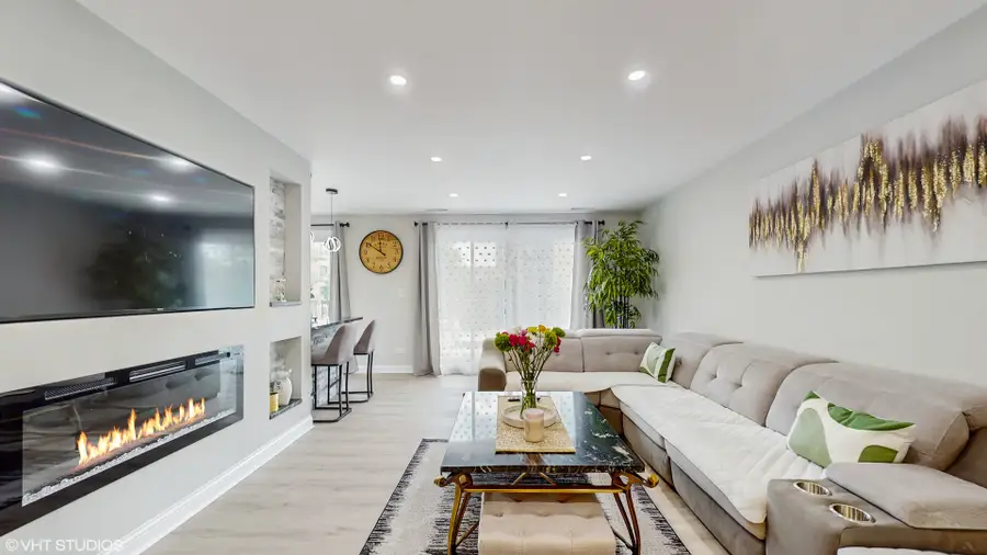 8650 Ferris Avenue #203, Morton Grove, IL 60053 - #2