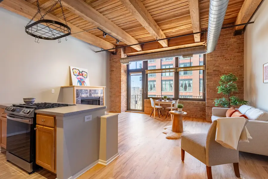 625 W Jackson Boulevard #402, Chicago, IL 60661 - #2