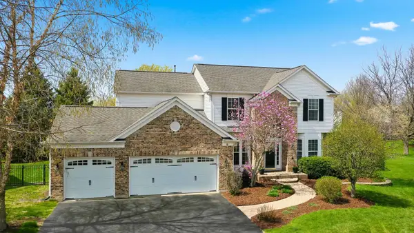 6 Reedsworth Court, Algonquin, IL 60102