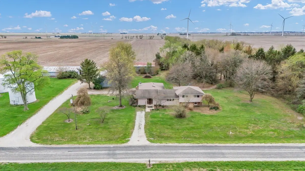 2279 E 500 N Road, Paxton, IL 60957 - #1