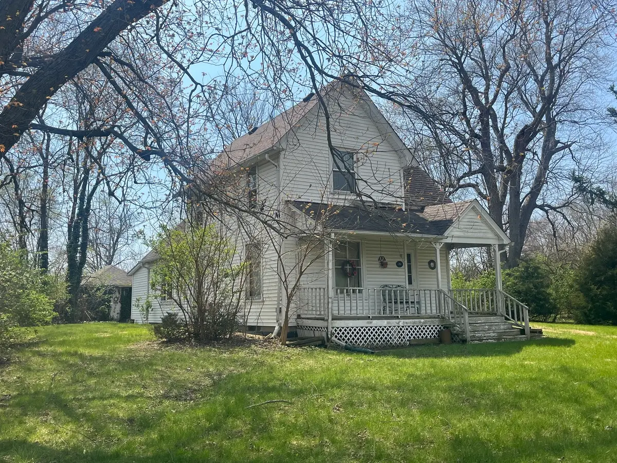 403 E 200 N Road, Loda, IL 60948 - #1