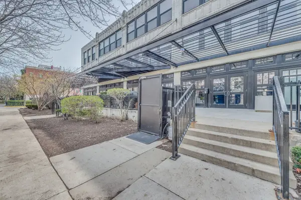 1001 W 15th Street #317, Chicago, IL 60608