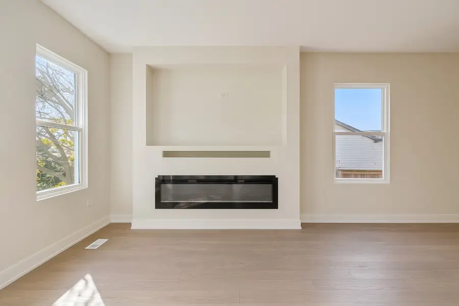 8409 S Vernon Avenue, Chicago, IL 60619 - #2