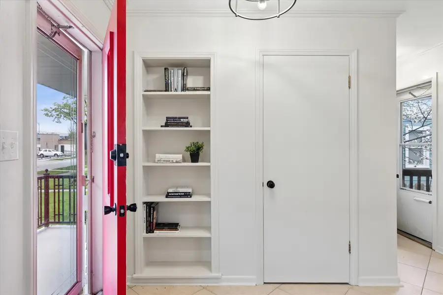 123 E Columbia Avenue, Elmhurst, IL 60126 - #3