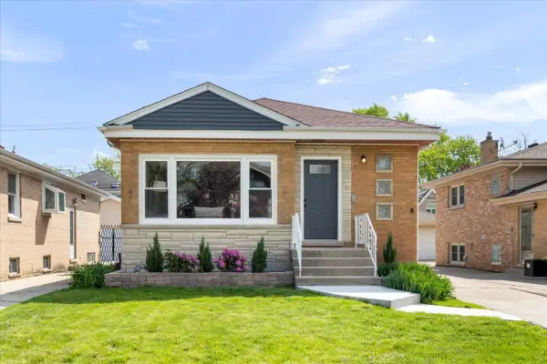 7101 N Ottawa Avenue, Chicago, IL 60631