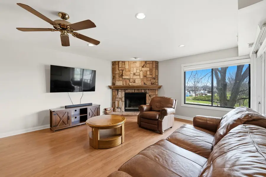 1350 N Sterling Avenue #201, Palatine, IL 60067 - #3