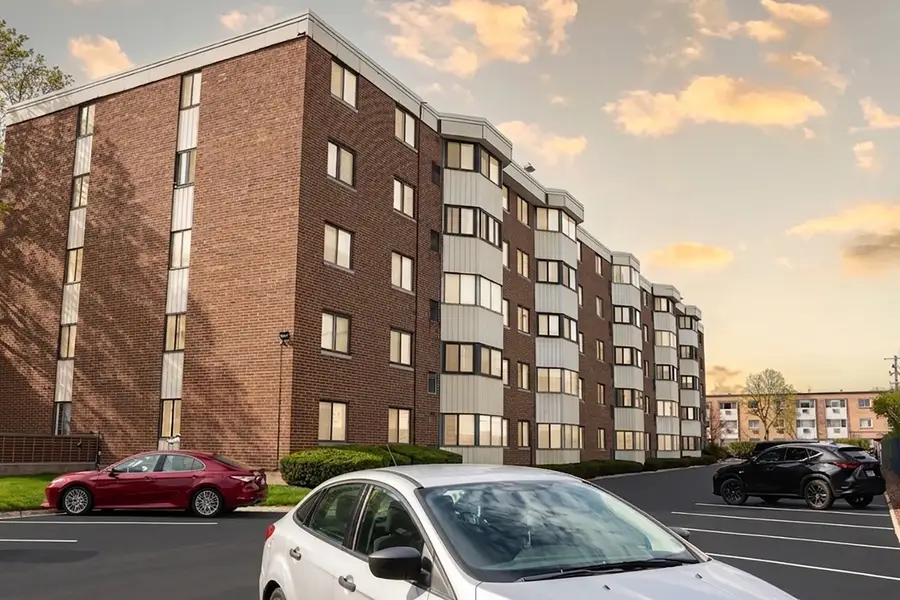 5500 Lincoln Avenue #510-E, Morton Grove, IL 60053 - #3