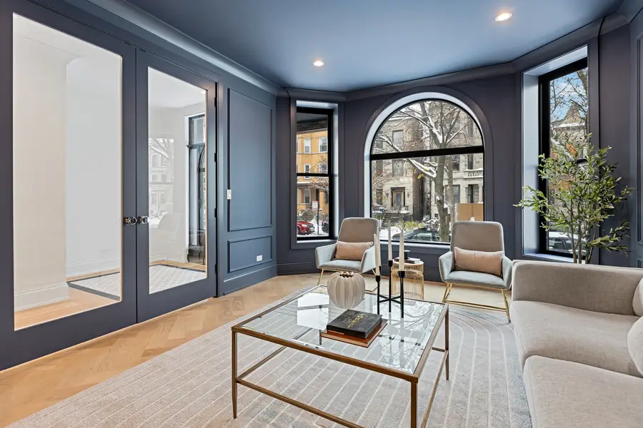 3711 N Magnolia Avenue, Chicago, IL 60613 - #3