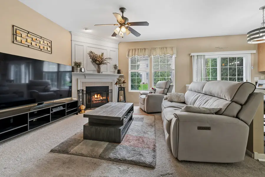 Address Withheld By Seller, Aurora, IL 60502 - #2