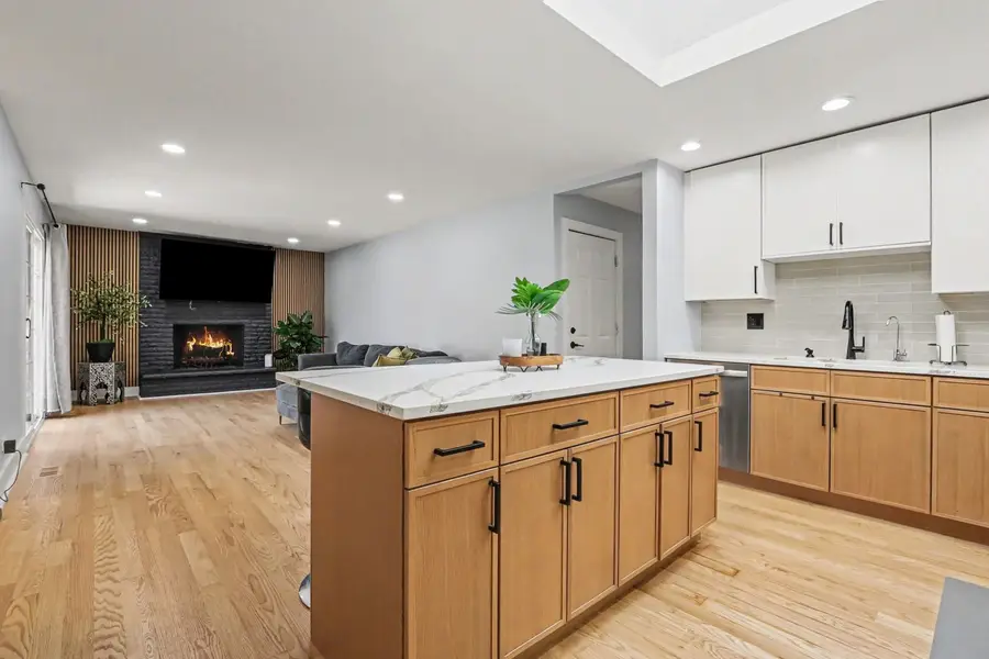 10360 Brenner Court, Naperville, IL 60564 - #2