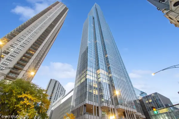 14 W Superior Street #5401, Chicago, IL 60654