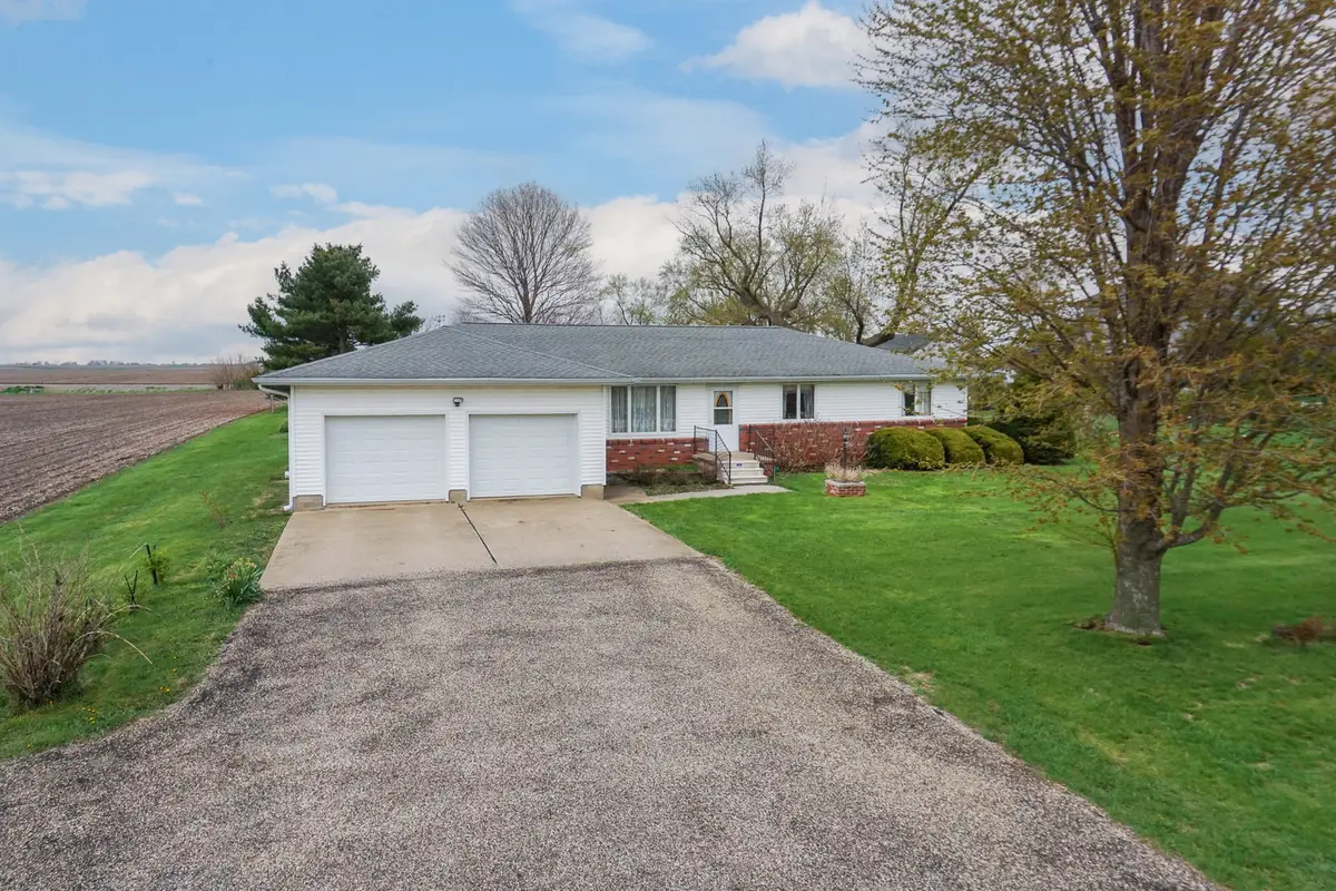 1109 W 4th Street, Delavan, IL 61734 - #1