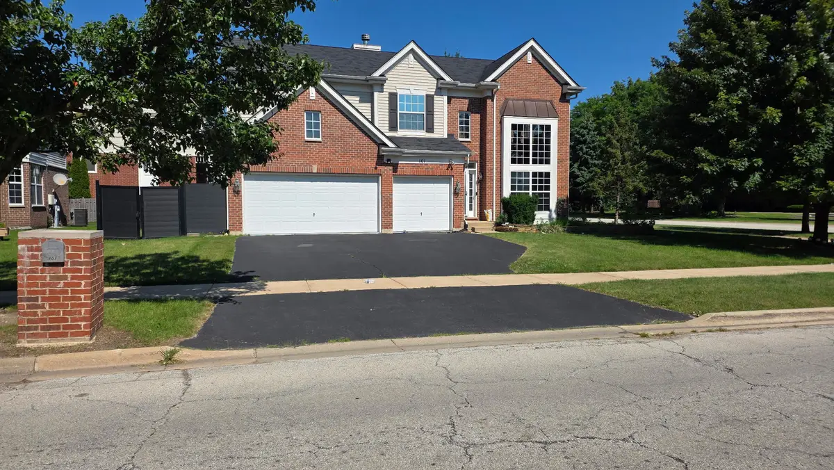 101 N Spruce Avenue, Wood Dale, IL 60191 - #1