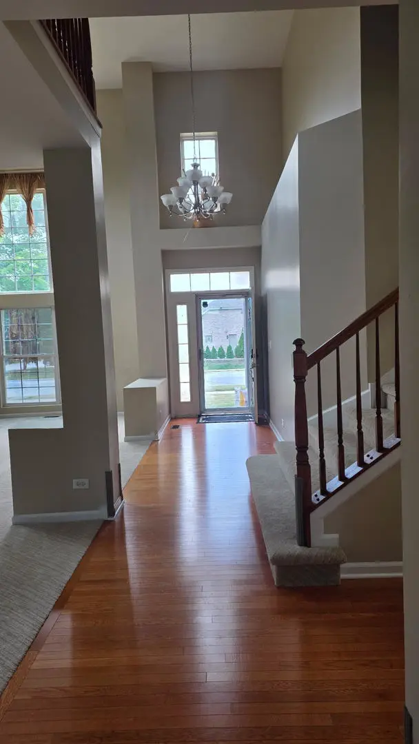 101 N Spruce Avenue, Wood Dale, IL 60191 - #2