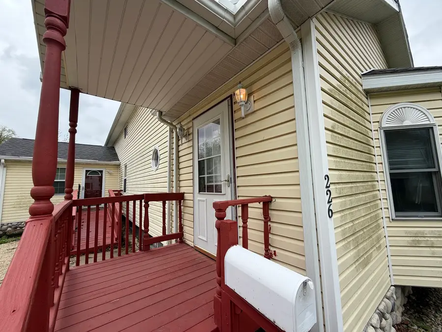 226 E Orleans Street, Paxton, IL 60957 - #3