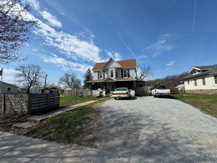 428 S Concord Street, Davenport, IA 52802 - #3