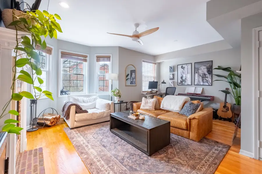 1427 N Bosworth Avenue #2, Chicago, IL 60642 - #3