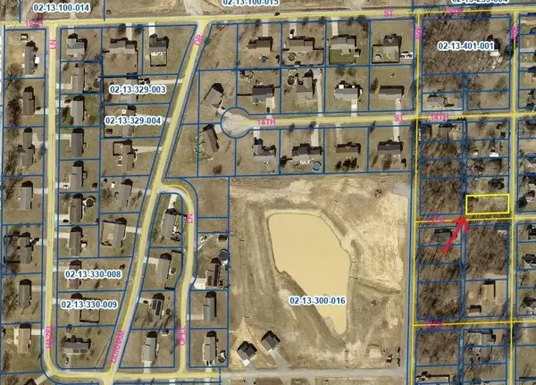 1300 Noah Street, Johnston City, IL 62951