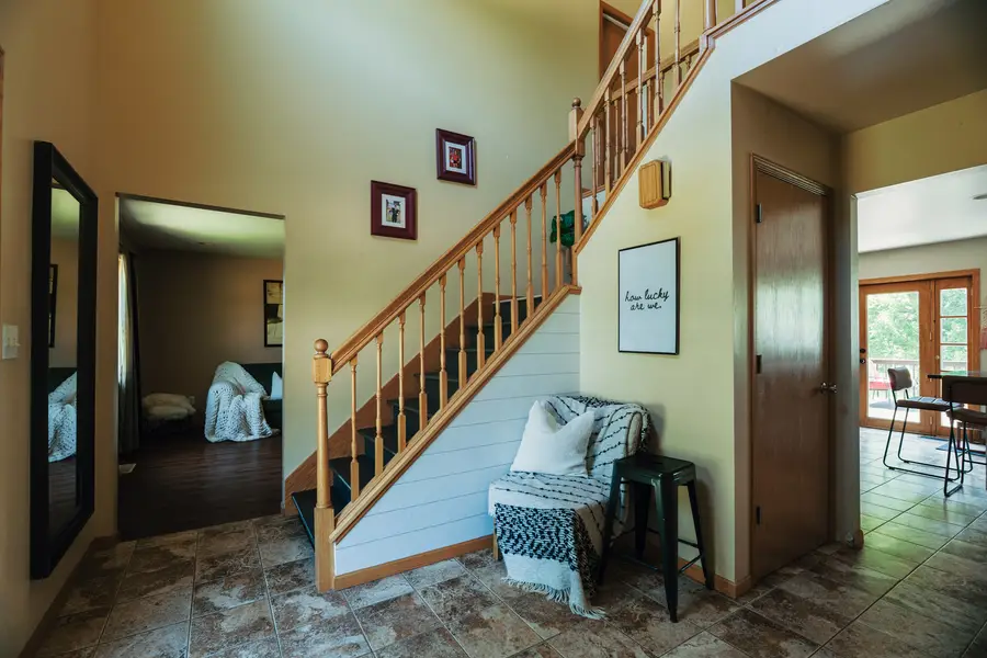 45 Oak Ridge Drive, Utica, IL 61301 - #2