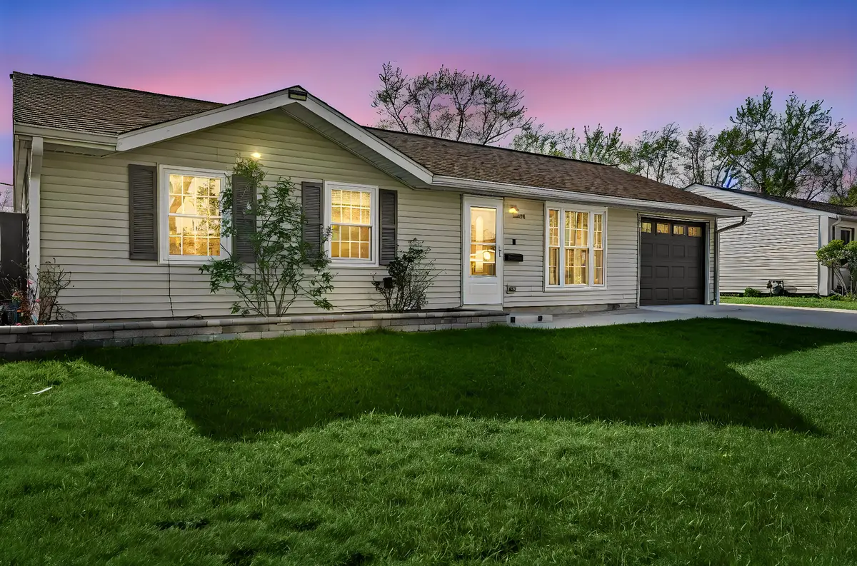 604 Newberry Drive, Streamwood, IL 60107 - #1